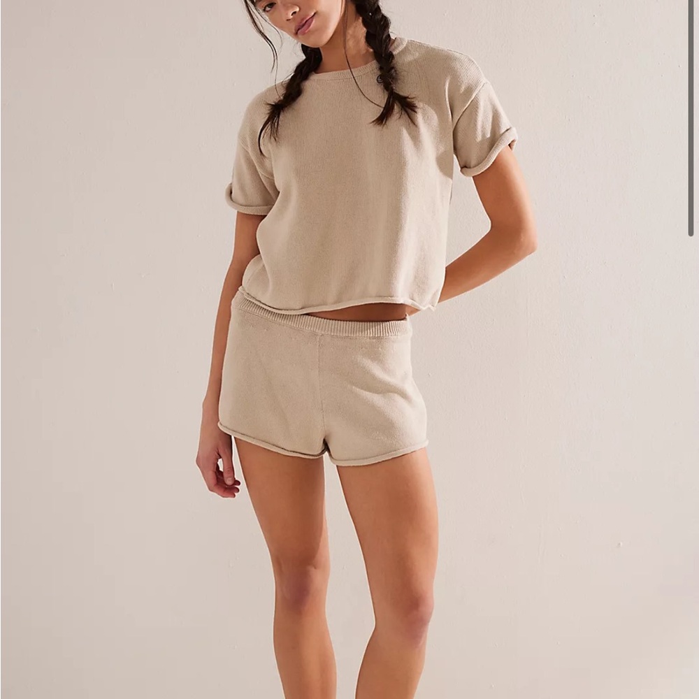 Free People Beach. Macy Sweater Set, size medium, NWT!!